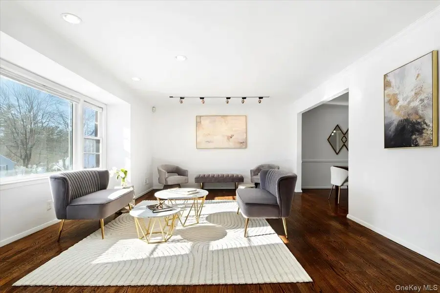 44 Amherst Drive, New Rochelle, NY 10804 - Image #2