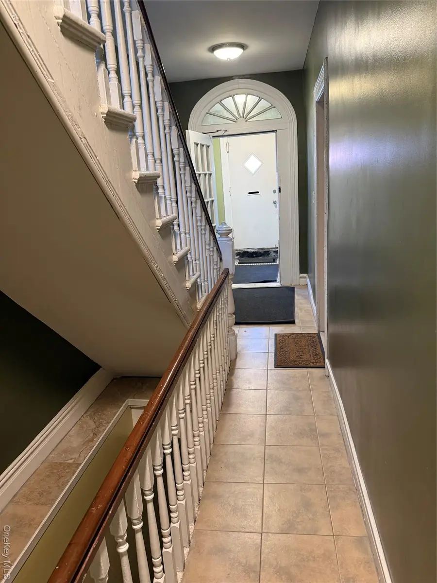 822 E 215th Street, Bronx, NY 10467 - Image #3