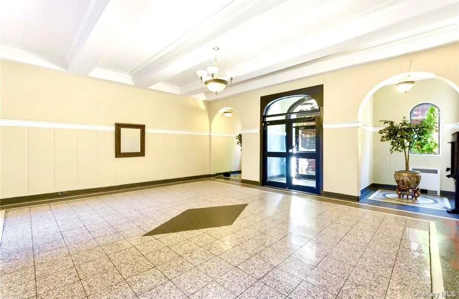 88-11 Elmhurst #D2, Elmhurst, NY 11373 - Image #2