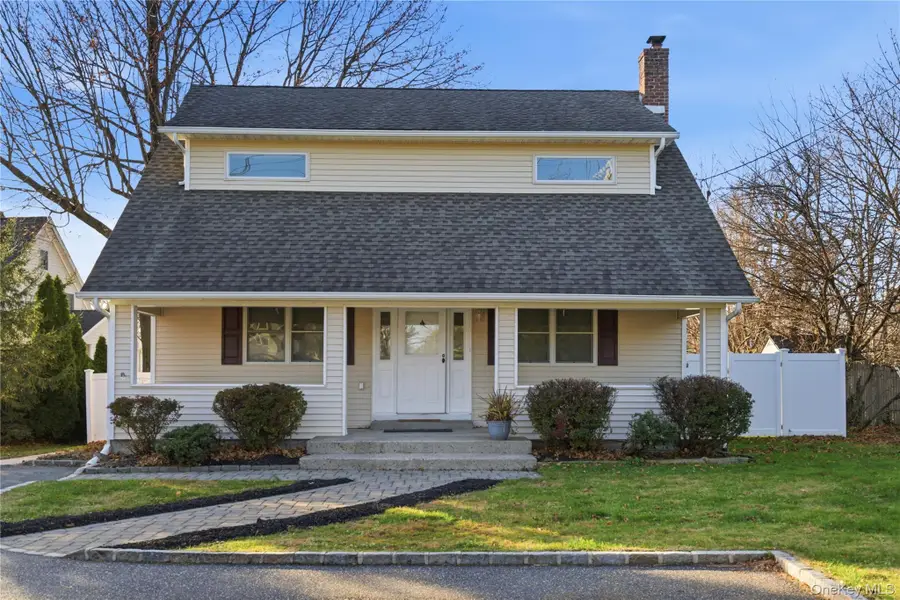 125 Broadway, Greenlawn, NY 11740 - Image #2