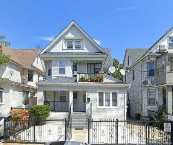 9135 117th Street, Richmond Hill, NY 11418