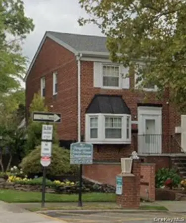 62-01 Douglaston Parkway, Douglaston, NY 11362