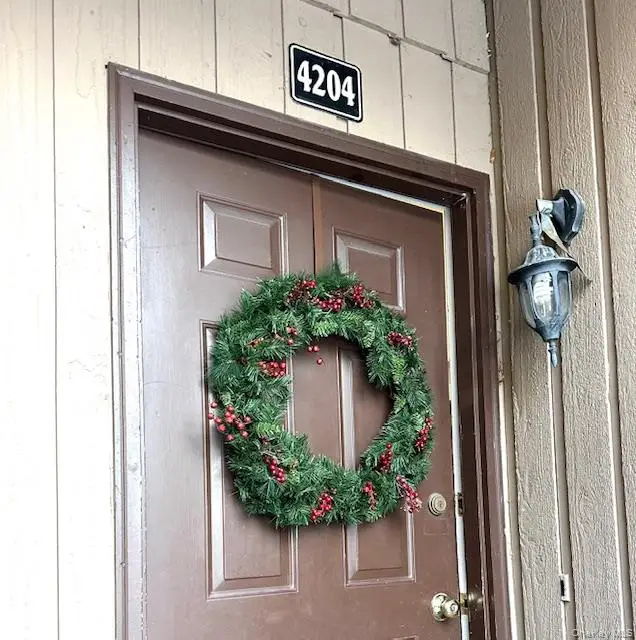 4204 Fox Lane #11B, Poughkeepsie, NY 12603 - Image #3