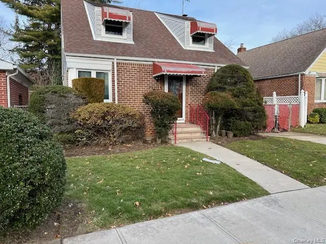 231-15 128th Road, Laurelton, NY 11413 - Image #2