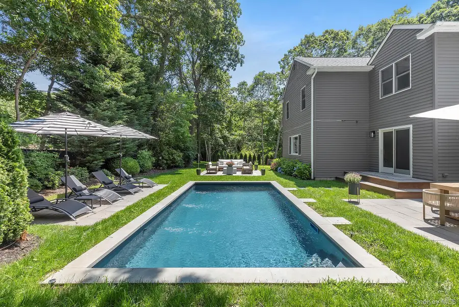 66 Knoll Road, Southampton, NY 11968 - Image #2
