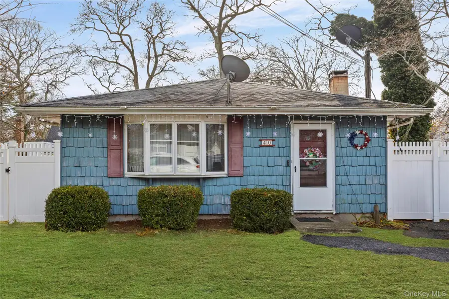 40 Fairview Drive, Shirley, NY 11967 - Image #2