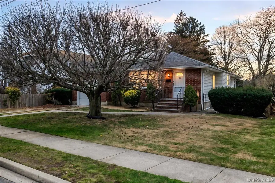 41 Meade Avenue, Bethpage, NY 11714 - Image #3