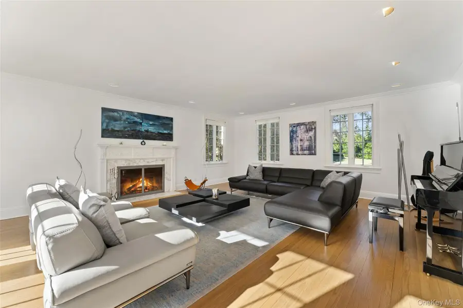 45 Griffen Avenue, Scarsdale, NY 10583 - #3