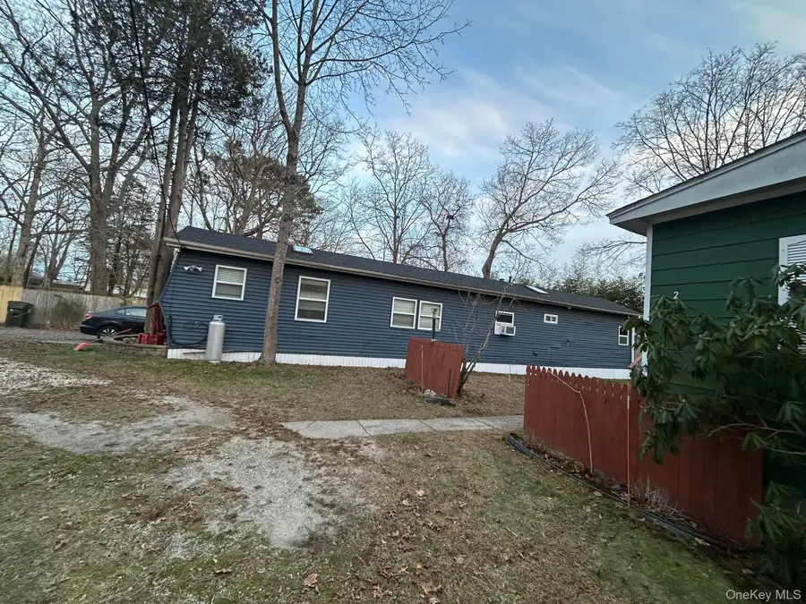 83 Forge, Riverhead, NY 11901 - Image #2