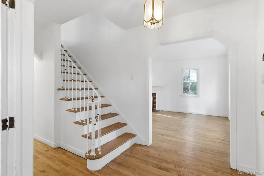 58 Dartmouth Street, Garden City, NY 11530 - Image #2