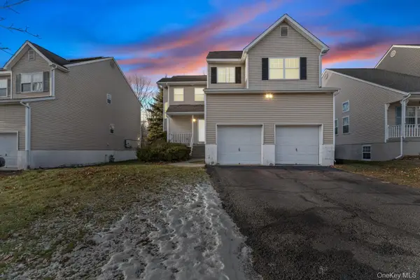 23 Alexander Drive, Washingtonville, NY 10992