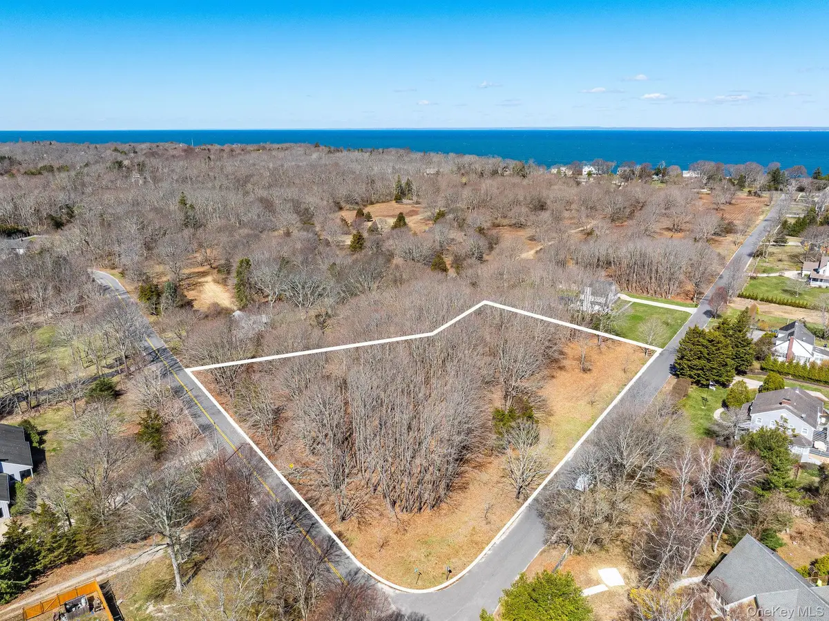 195 Mt Beulah Avenue, Southold, NY 11971 - Image #1