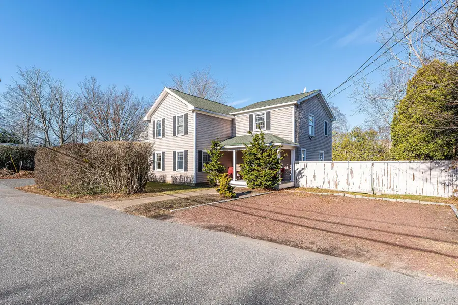 735 aka 718 Wiggins Wiggins Street, Greenport, NY 11944 - Image #2