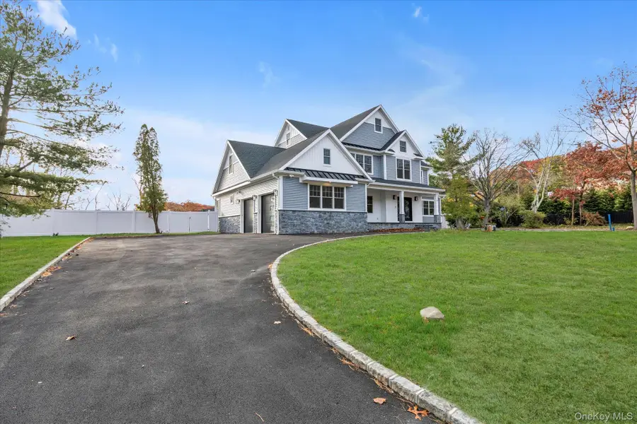 34 Calumet Drive, Dix Hills, NY 11746 - Image #2