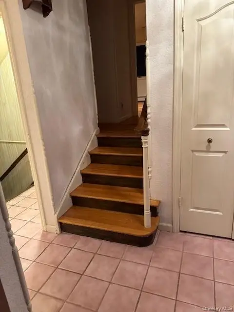 15 Dugan Lane, Yonkers, NY 10710 - Image #3