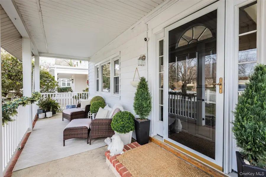 31 Jacobson Avenue, Huntington, NY 11743 - Image #2