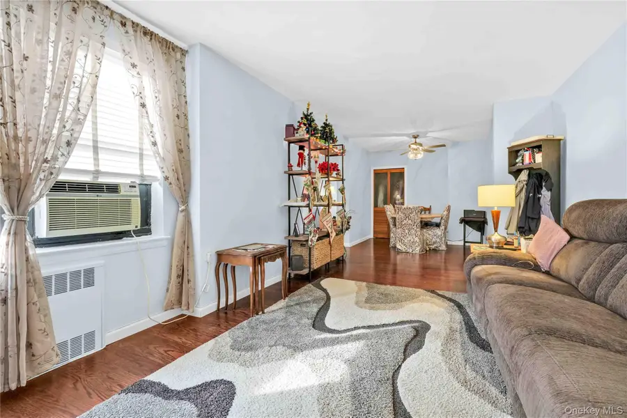 26-25 141 Street #5G, Flushing, NY 11354 - Image #2