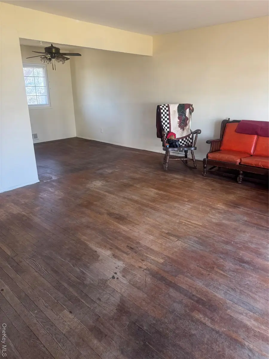 11 Marsha Lane, Brentwood, NY 11717 - Image #3