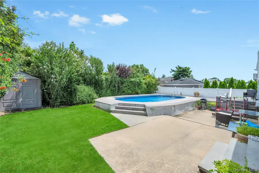 64 Hodson Avenue, Lynbrook, NY 11563 - Image #2