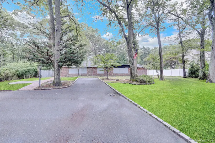 53 Chestnut Street, Mount Sinai, NY 11766 - Image #2