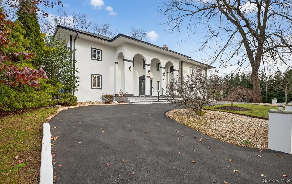 369 Vanderbilt Parkway, Dix Hills, NY 11746 - Image #1