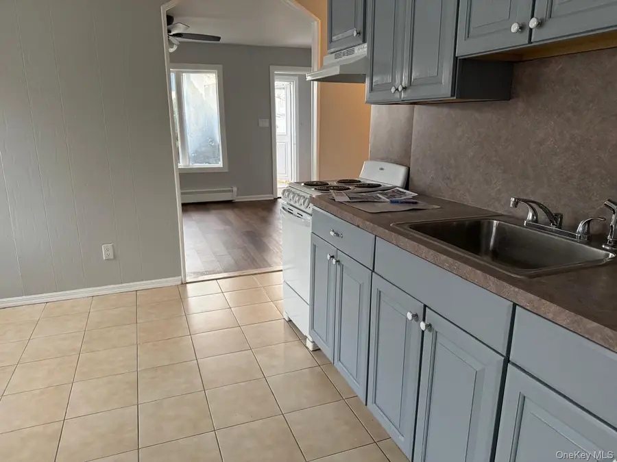 4218 Florence Road, Bethpage, NY 11714 - Image #3