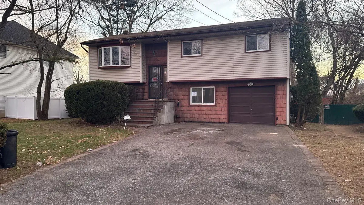 461 Skidmore Road, Deer Park, NY 11729 - Image #1