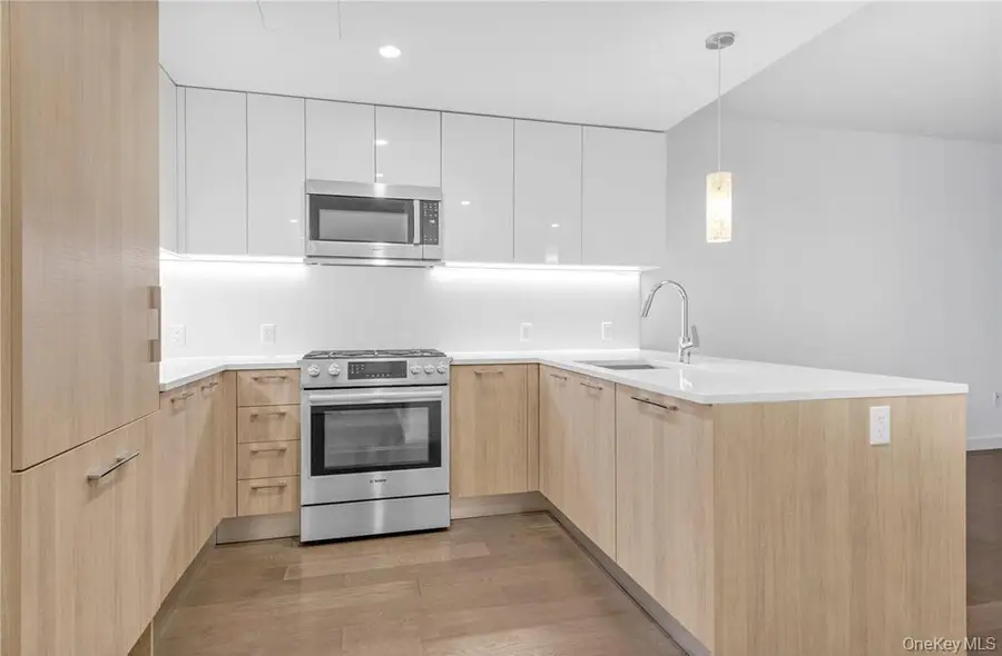 131-03 40th Road #16D, Flushing, NY 11354 - Image #3