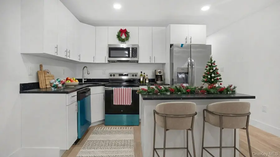 3968 Duryea Avenue, Bronx, NY 10466 - Image #3