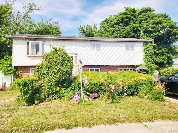 1090 Pinebrook, West Hempstead, NY 11552