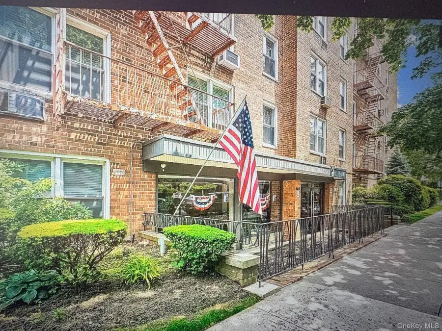 6815 Selfridge Street #6D, Forest Hills, NY 11375 - Image #2