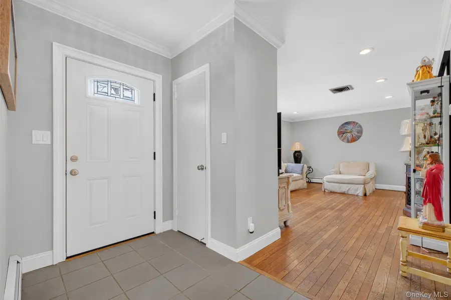 29 Walton Drive, Mahopac, NY 10541 - Image #2