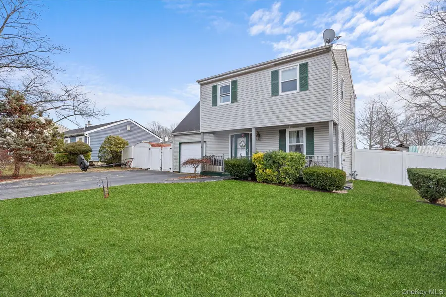 37 Okane Street, Central Islip, NY 11722 - Image #3
