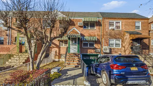 14101 Jewel Avenue, Flushing, NY 11367