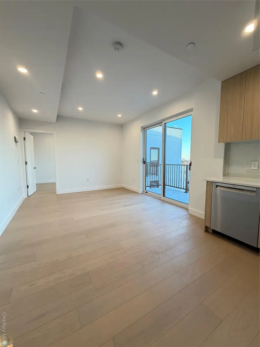 150-02 Northern Boulevard #6C, Flushing, NY 11354 - #3