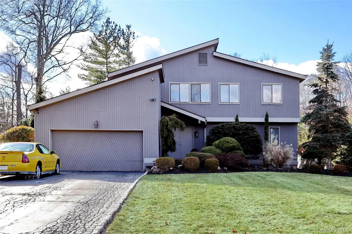 7 Pecan Valley Drive, New City, NY 10956 - Image #1