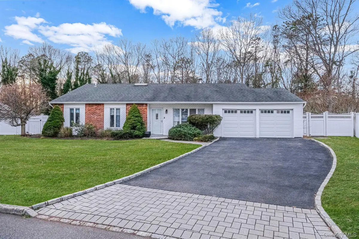 32 San Rafael Avenue, Holbrook, NY 11741 - Image #1