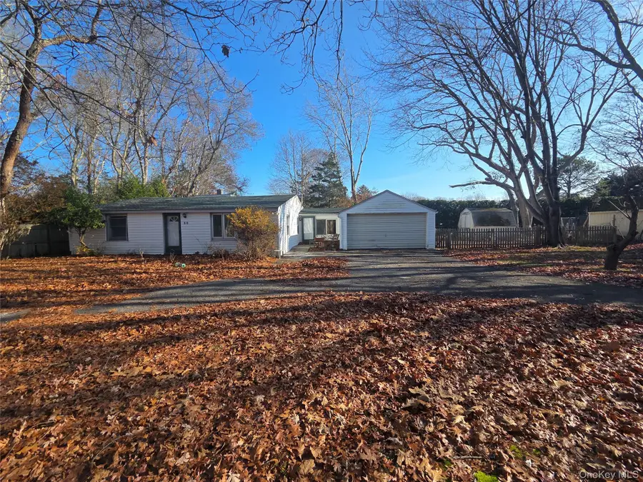 30 Matthews Drive, Speonk, NY 11972 - Image #2