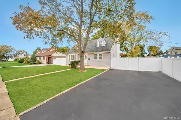 2737 Sheila Court, East Meadow, NY 11554