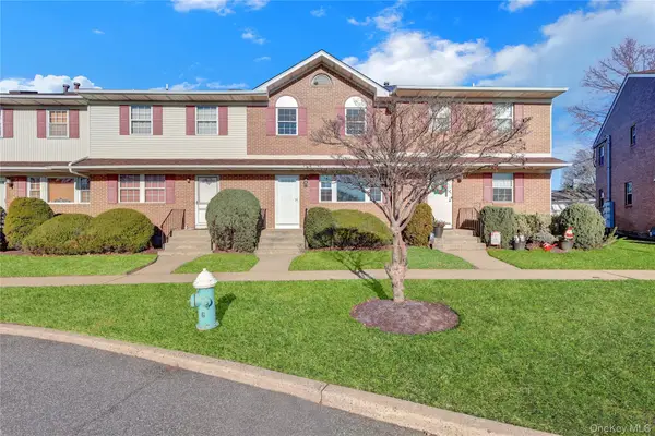 815 Franklin Avenue #4, Franklin Square, NY 11010