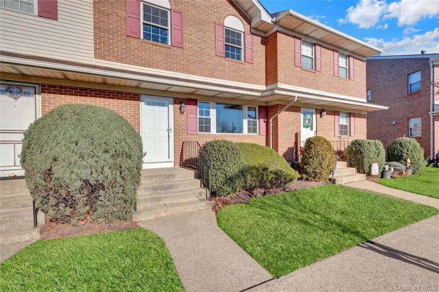 815 Franklin Avenue #4, Franklin Square, NY 11010 - Image #2