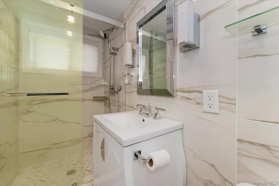 504 Cedarwood Drive, Cedarhurst, NY 11516 - Image #3