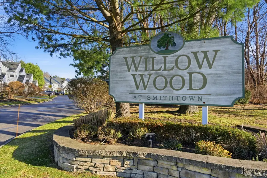 11 Plantation Drive, Hauppauge, NY 11788 - Image #3