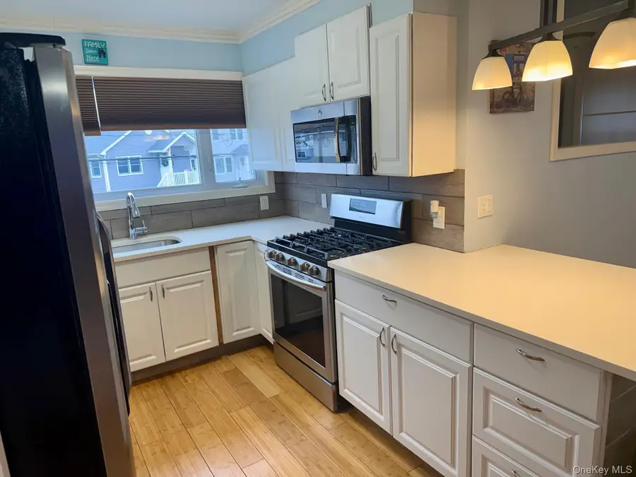 129 Nassau Lane, Island Park, NY 11558 - Image #3