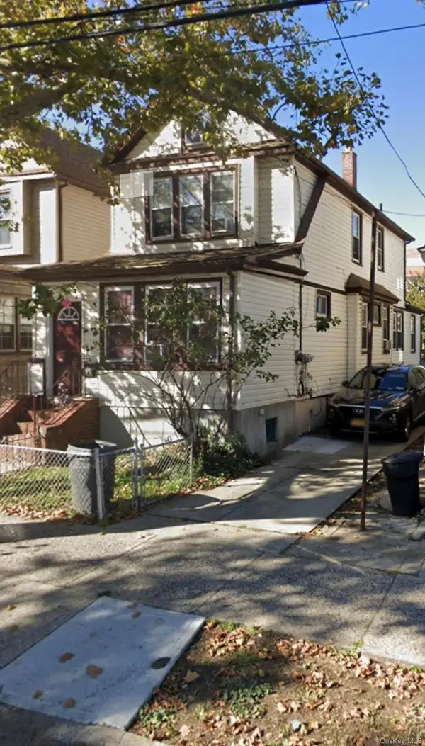 Address Withheld By Seller, Jamaica, NY 11433