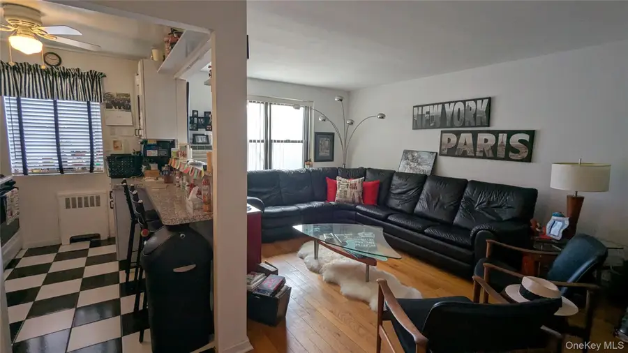 4 West Mill Drive #1C, Great Neck, NY 11021 - Image #2