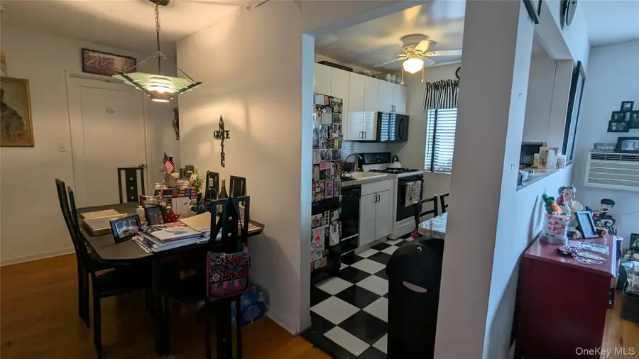 4 West Mill Drive #1C, Great Neck, NY 11021 - Image #3