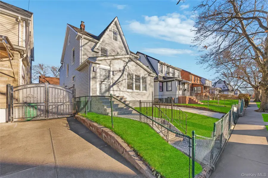 100-35 204th Street, Hollis, NY 11423 - Image #2