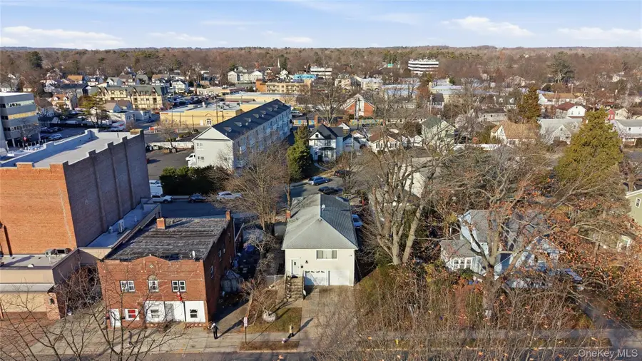 Address Withheld By Seller, Westbury, NY 11590 - Image #3