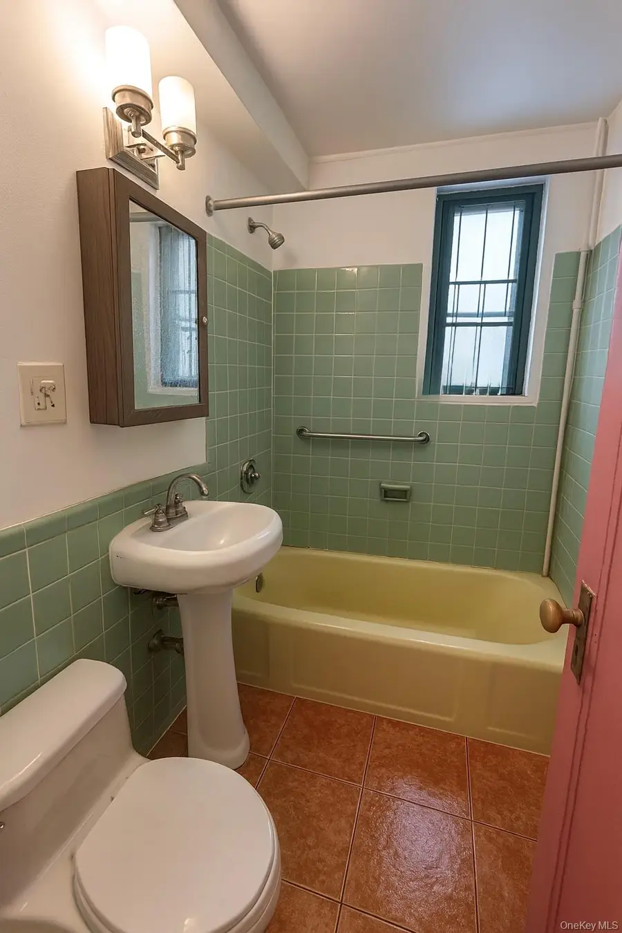 18 Metropolitan Oval #3C, Bronx, NY 10462 - Image #2